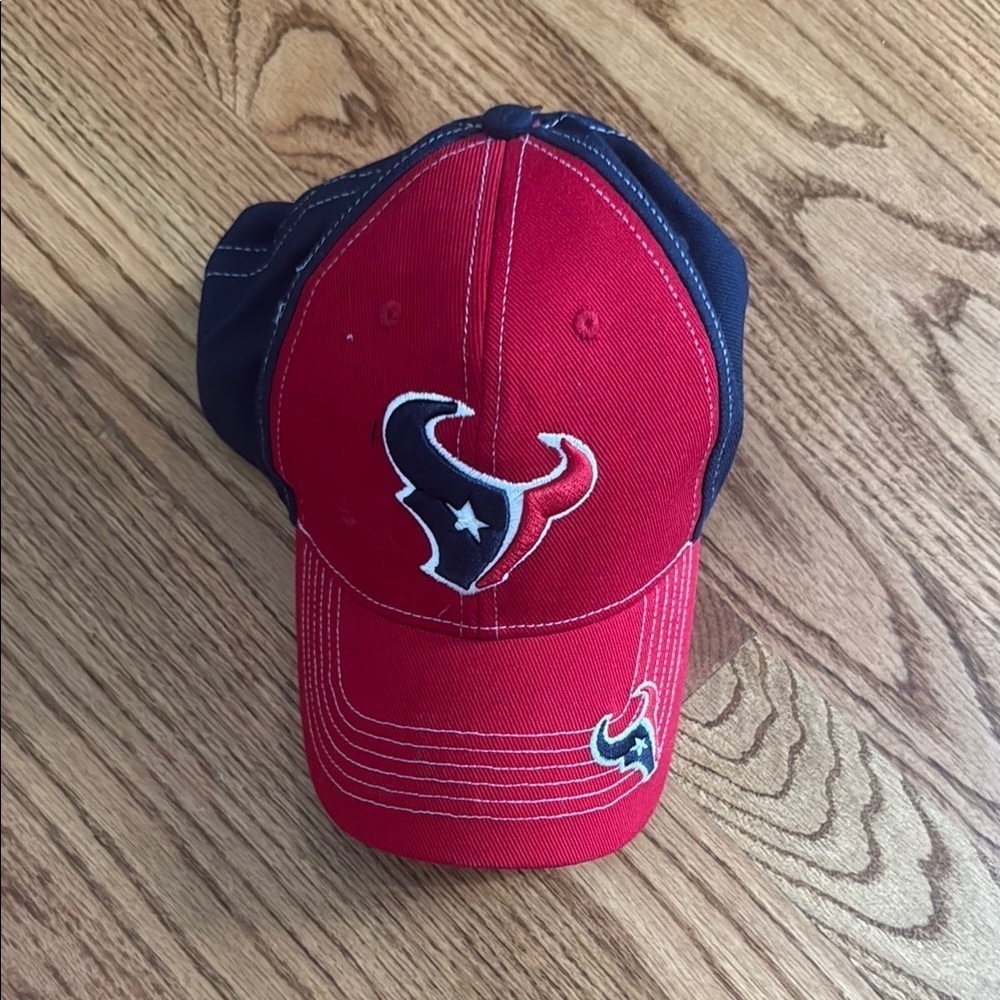 NWT Red and Blue Cap with TEXANS adjustable Velcro NFL brand